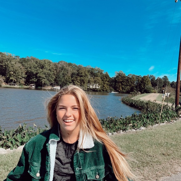 Meet your Posher, Ruby - Picture 1 of 1